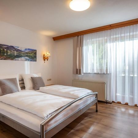 Hotel Schmiedboden Oberndorf in Tirol Buitenkant foto