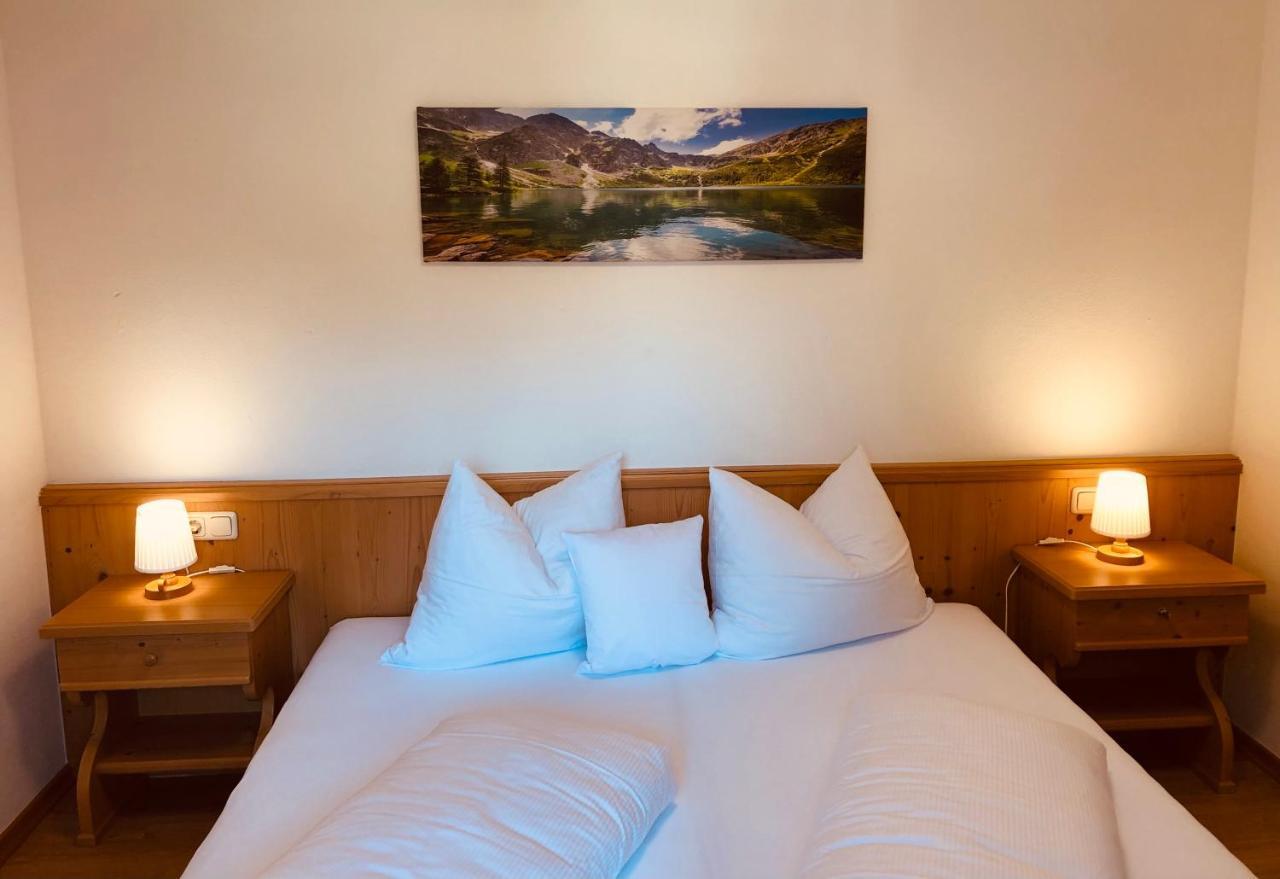 Hotel Schmiedboden Oberndorf in Tirol Buitenkant foto