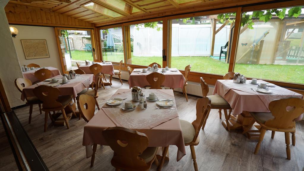 Hotel Schmiedboden Oberndorf in Tirol Buitenkant foto