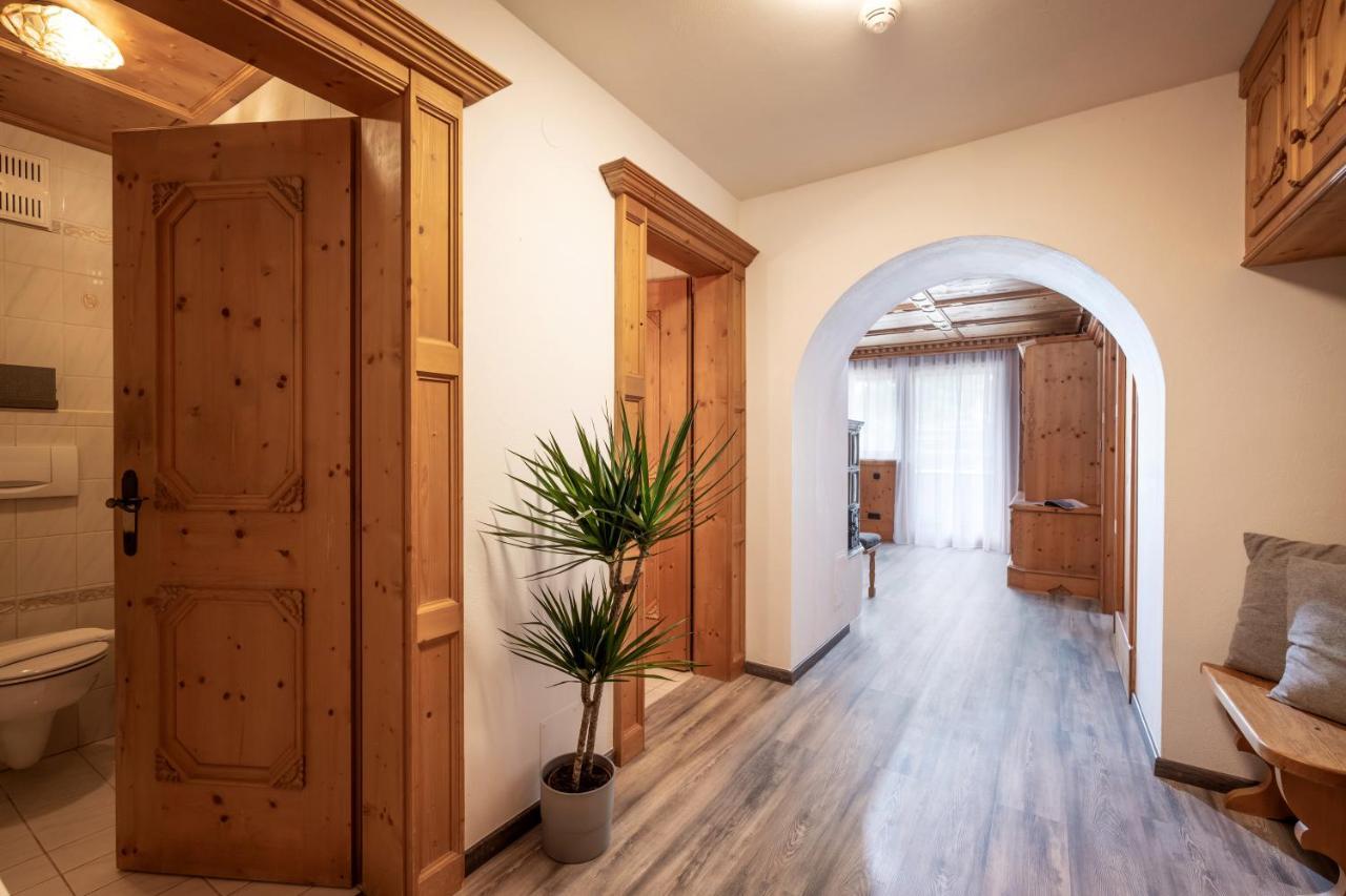 Hotel Schmiedboden Oberndorf in Tirol Buitenkant foto
