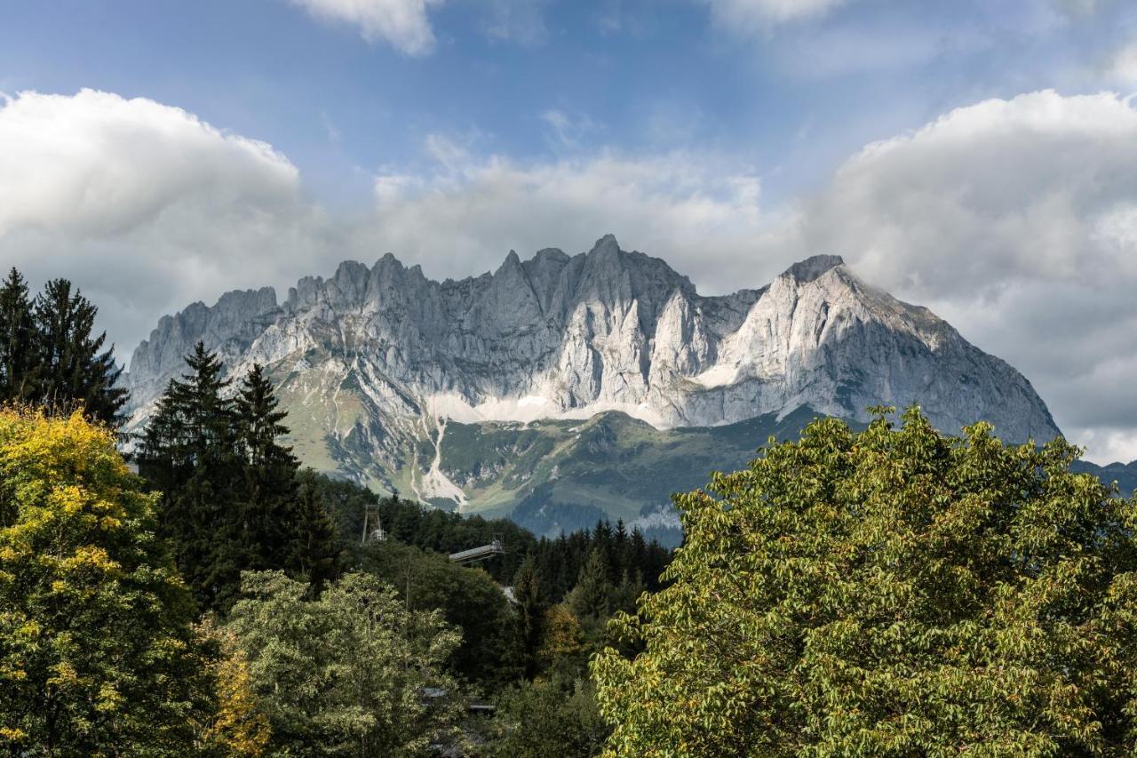 Hotel Schmiedboden Oberndorf in Tirol Buitenkant foto